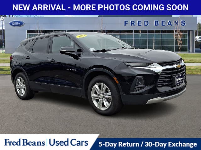 2022 Chevrolet Blazer LT — photo 1 of 42