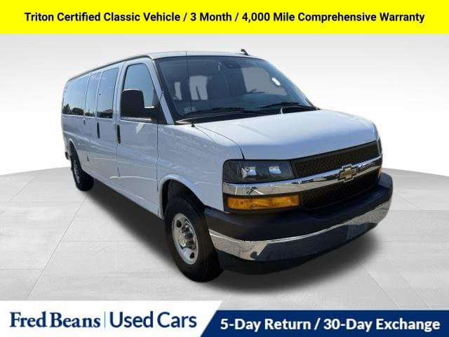 2025 Chevrolet Express Passenger Base — photo 1 of 25