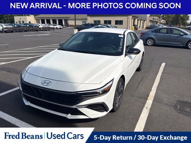 2025 Hyundai Elantra Hybrid SEL Sport — photo 1 of 13
