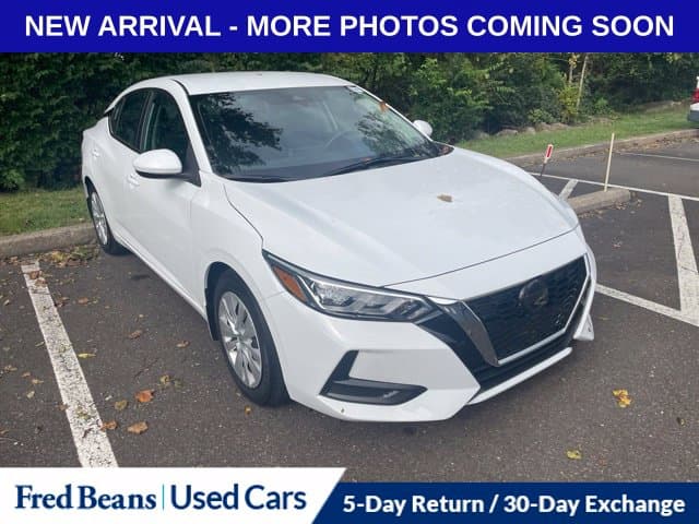2023 Nissan Sentra S — photo 1 of 16