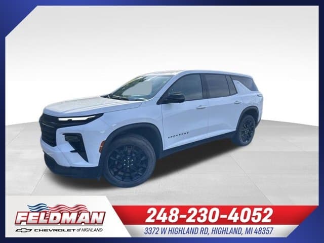 2024 Chevrolet Traverse Base — photo 1 of 8