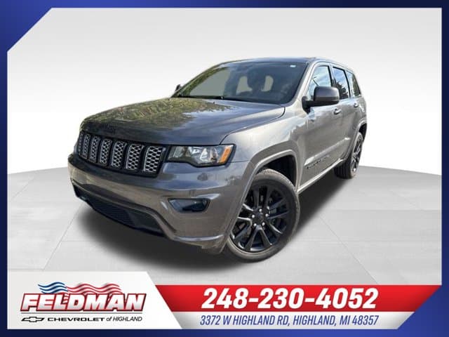 2020 Jeep Grand Cherokee Altitude — photo 1 of 8