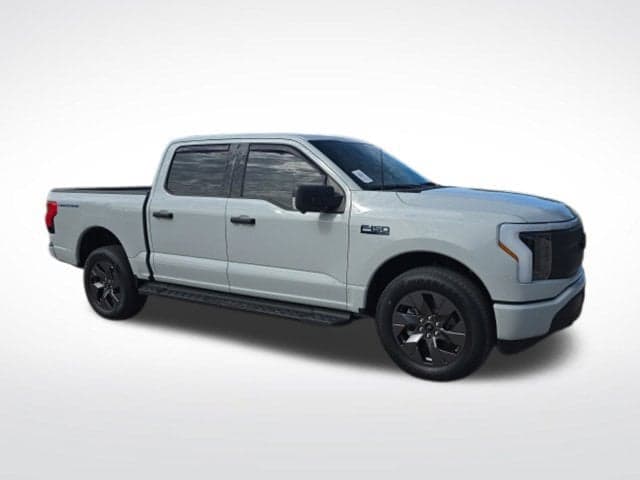 2024 Ford F-150 Lightning XLT — photo 1 of 21
