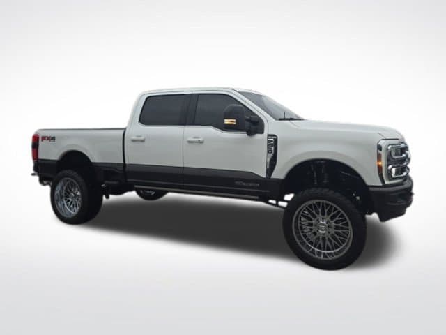 2025 Ford Super Duty F-250 SRW King Ranch — photo 1 of 22