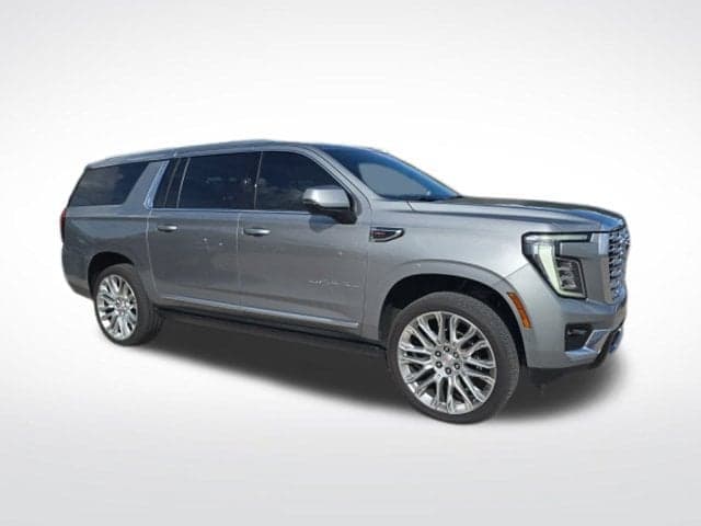 2025 GMC Yukon XL Denali — photo 1 of 22