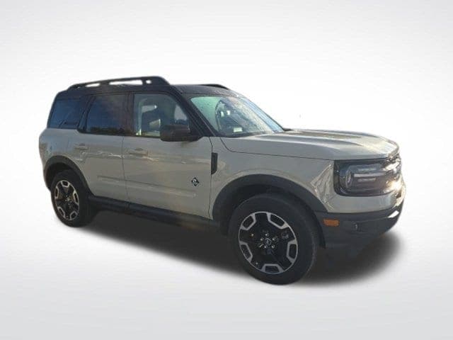 2024 Ford Bronco Sport Outer Banks — photo 1 of 19