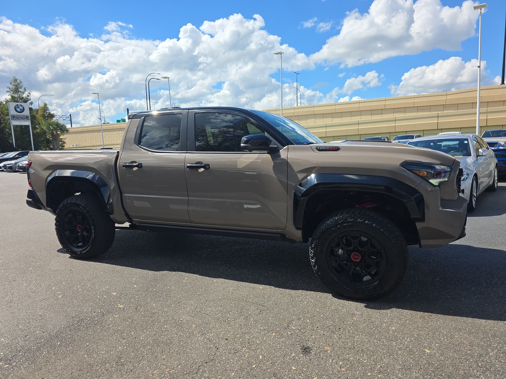2025 Toyota Tacoma 4WD TRD Pro Hybrid — photo 1 of 33
