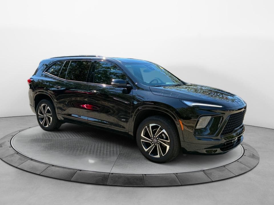 2025 Buick Enclave Sport Touring — photo 1 of 7