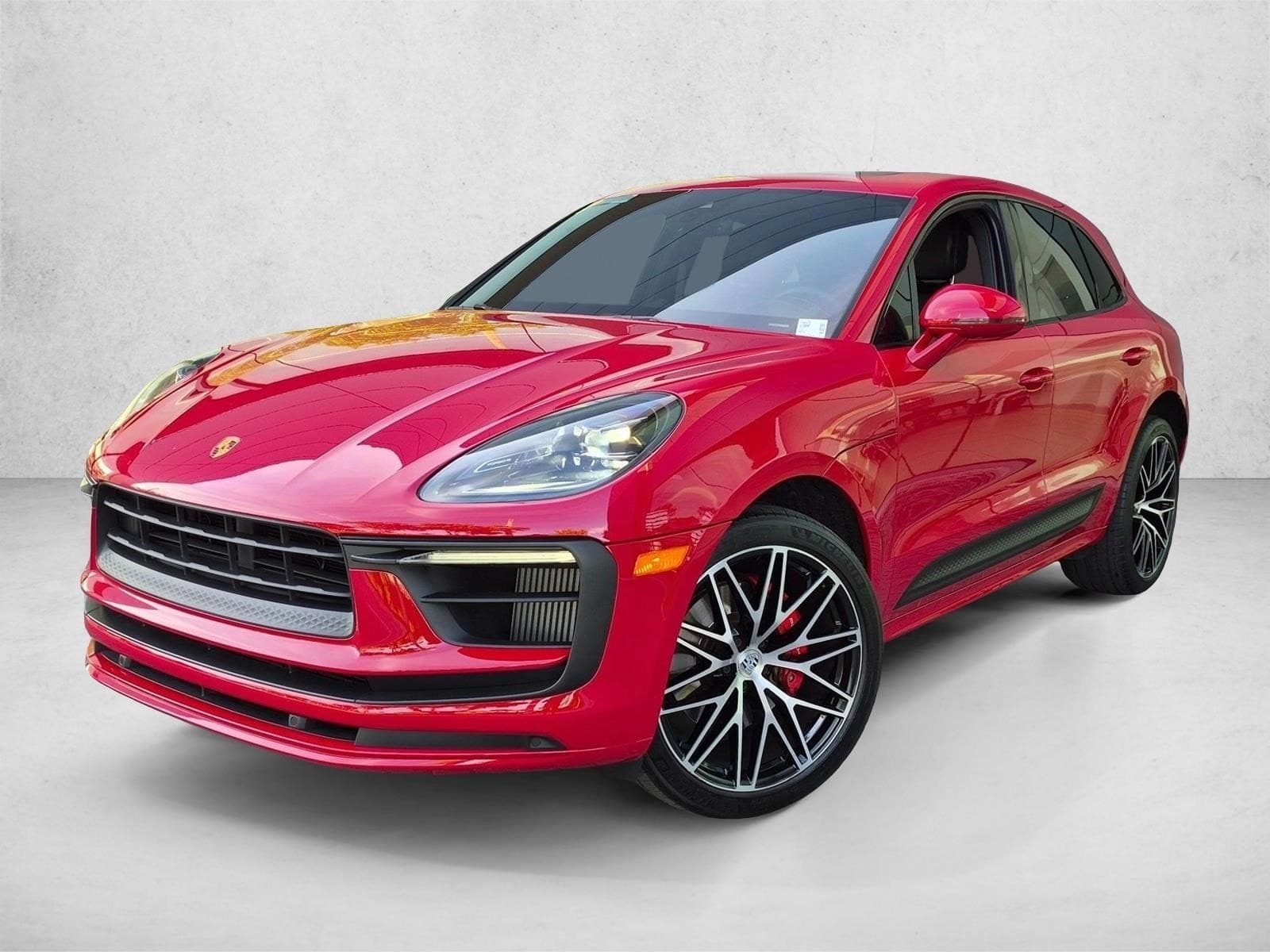 2022 Porsche Macan S — photo 1 of 23