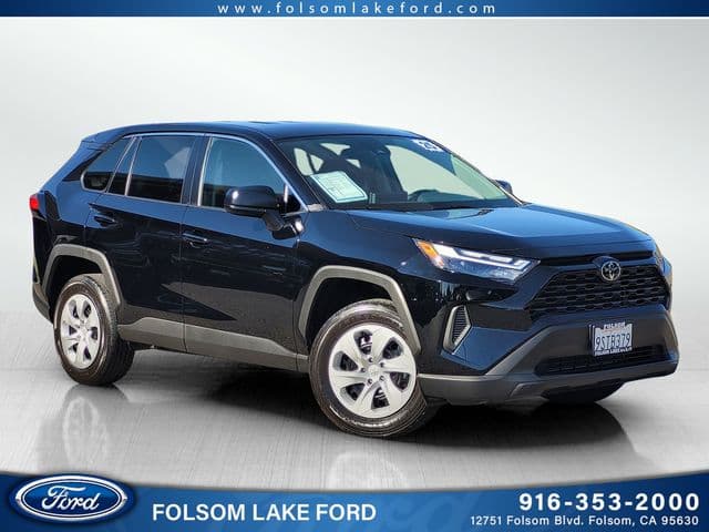 2025 Toyota RAV4 LE — photo 1 of 30