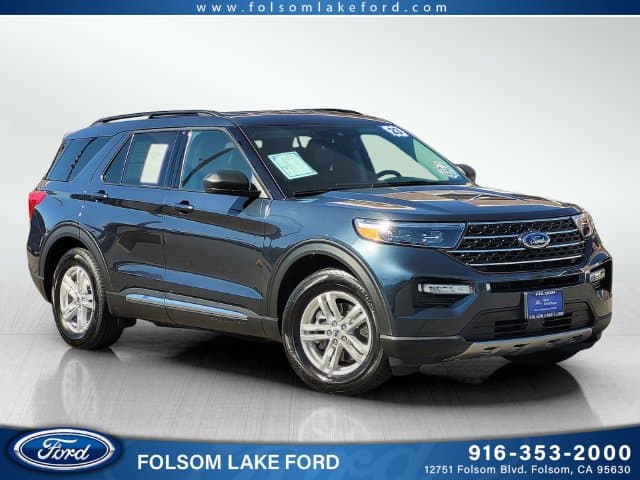 2023 Ford Explorer XLT — photo 1 of 30