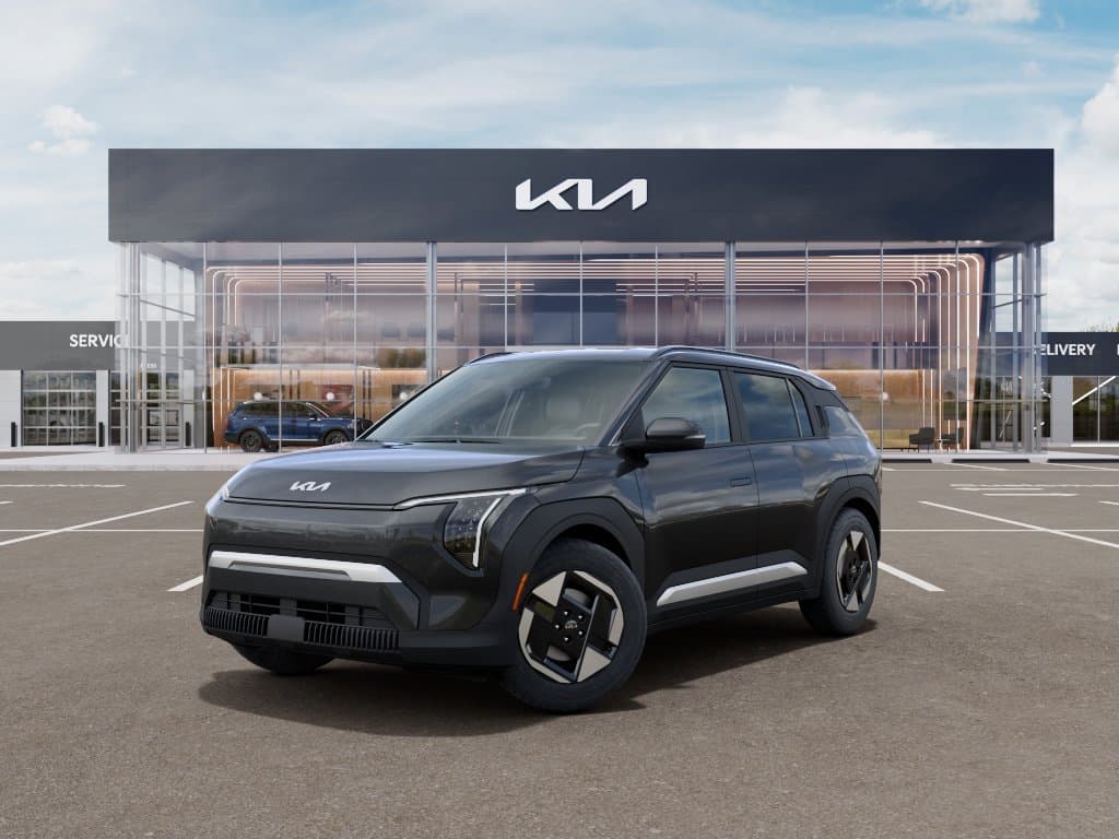 2027 Kia EV3 Wind — photo 1 of 27