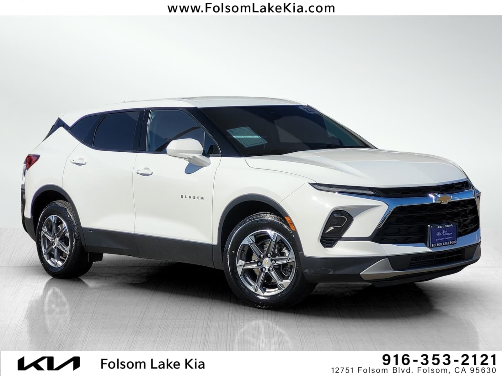 2023 Chevrolet Blazer LT — photo 1 of 30