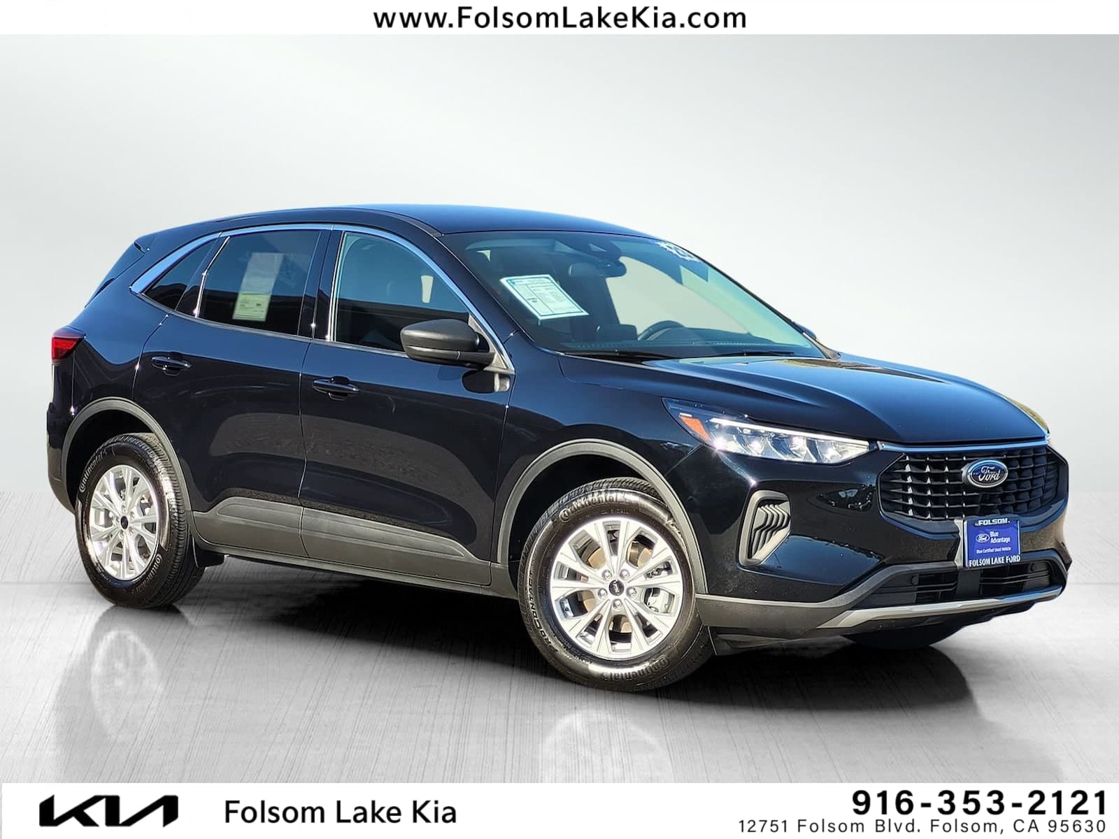 2023 Ford Escape Active — photo 1 of 30