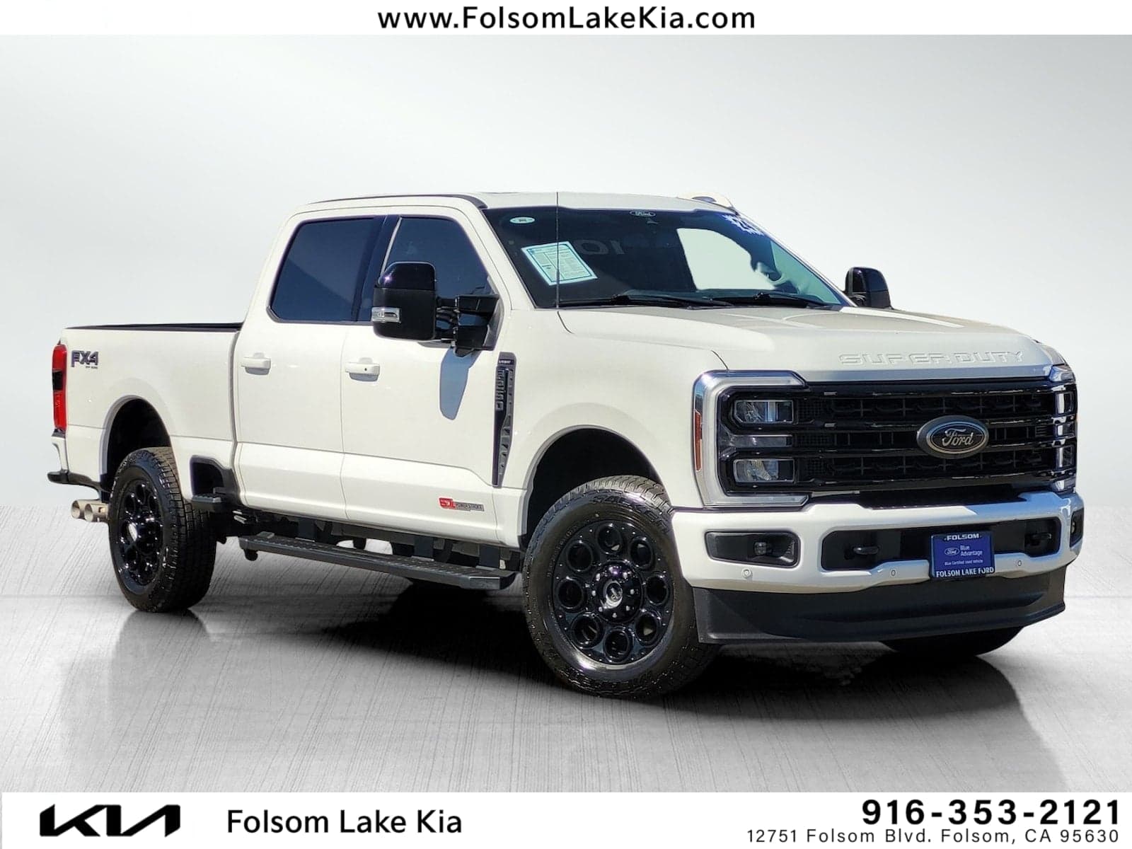 2024 Ford Super Duty F-250 SRW LARIAT — photo 1 of 30