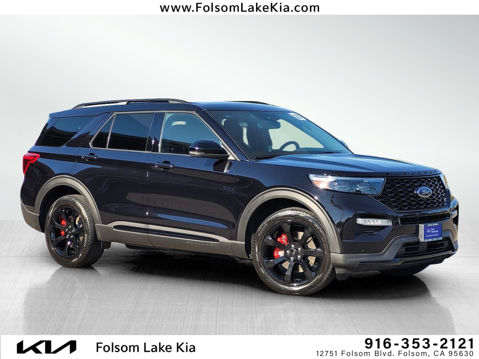2023 Ford Explorer ST — photo 1 of 30