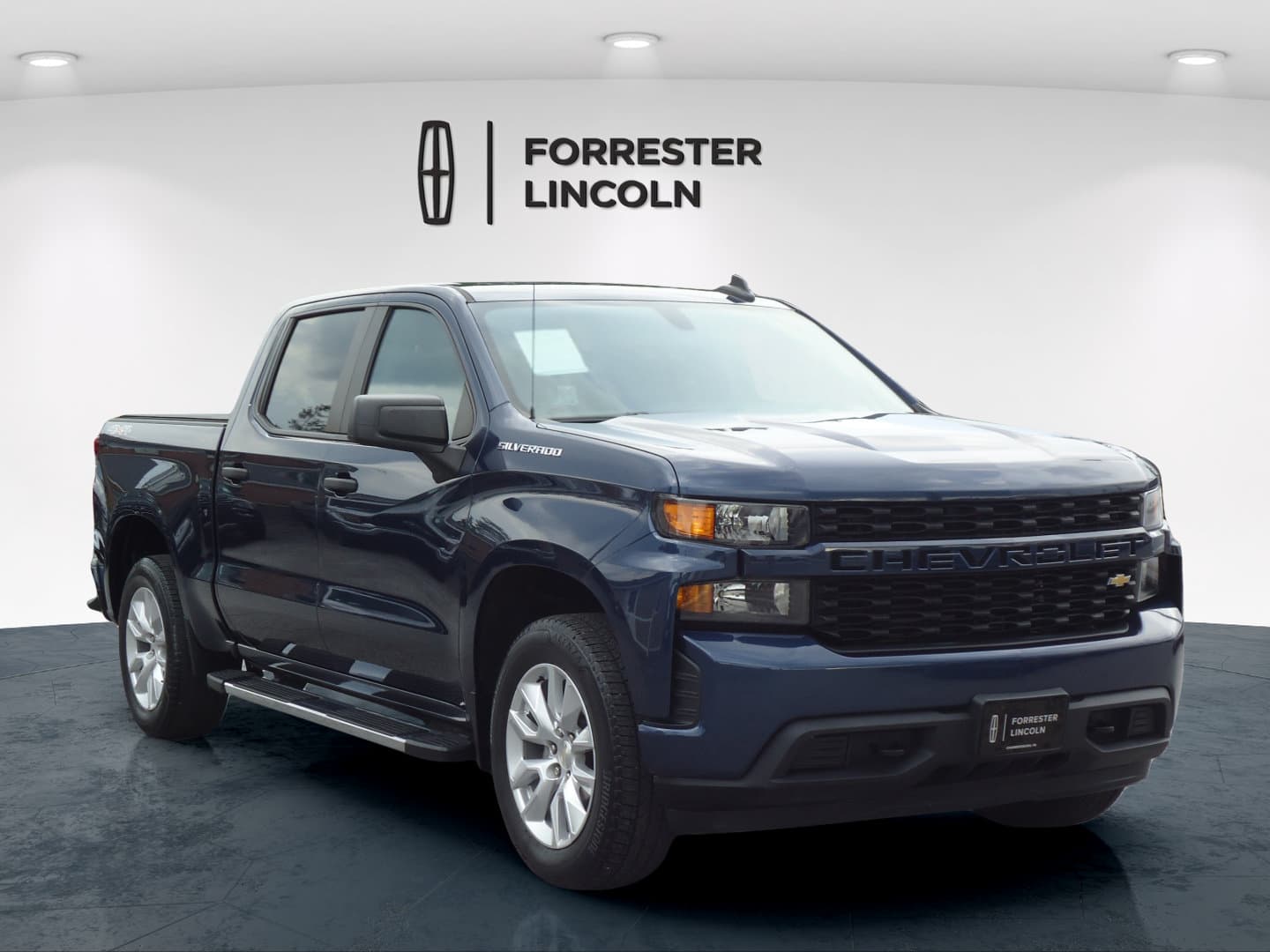 2022 Chevrolet Silverado 1500 LTD Custom — photo 1 of 28