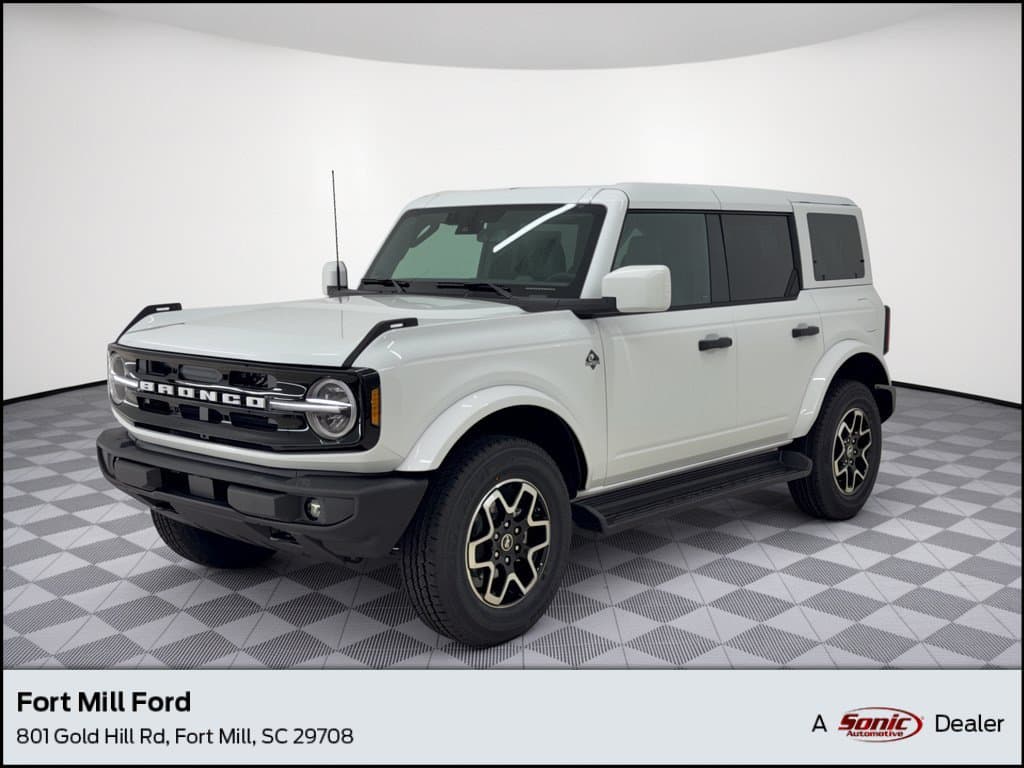 2026 Ford Bronco Outer Banks — photo 1 of 39