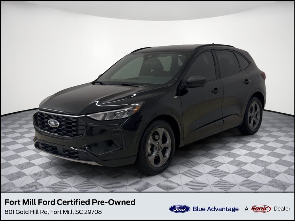 2023 Ford Escape ST-Line — photo 1 of 31