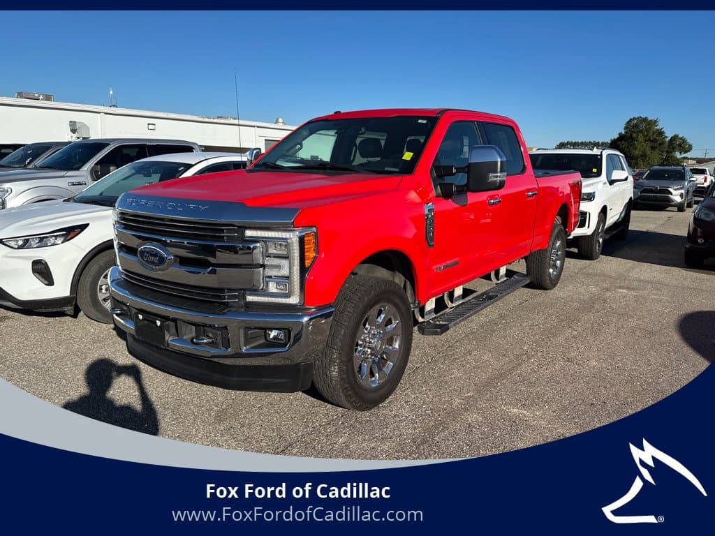 2017 Ford Super Duty F-250 SRW Lariat — photo 1 of 14