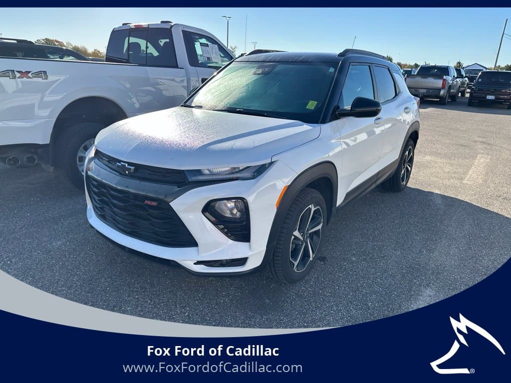 2023 Chevrolet Trailblazer RS — photo 1 of 15