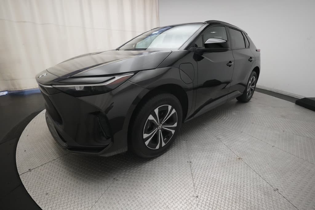2024 Toyota bZ4X XLE — photo 1 of 37