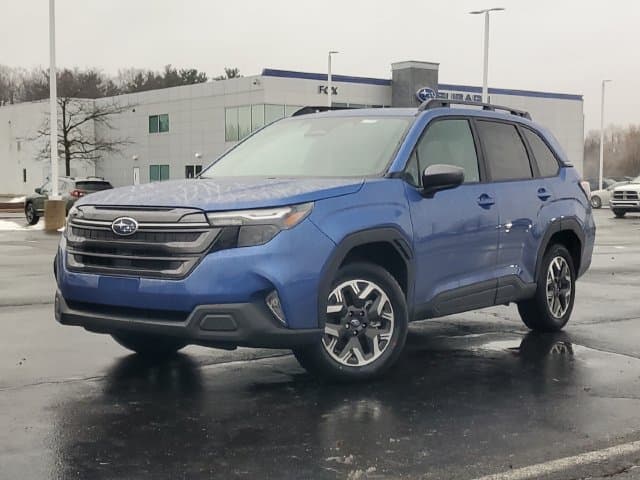 2026 Subaru Forester Premium — photo 1 of 33