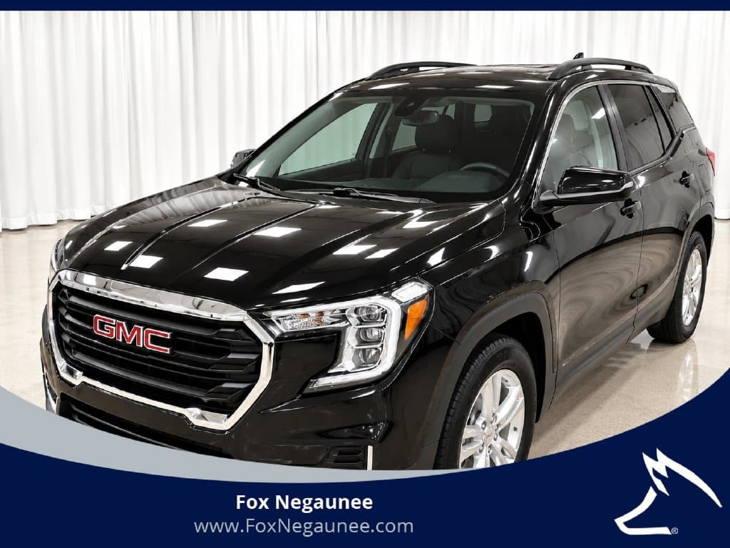 2024 GMC Terrain SLE — photo 1 of 38