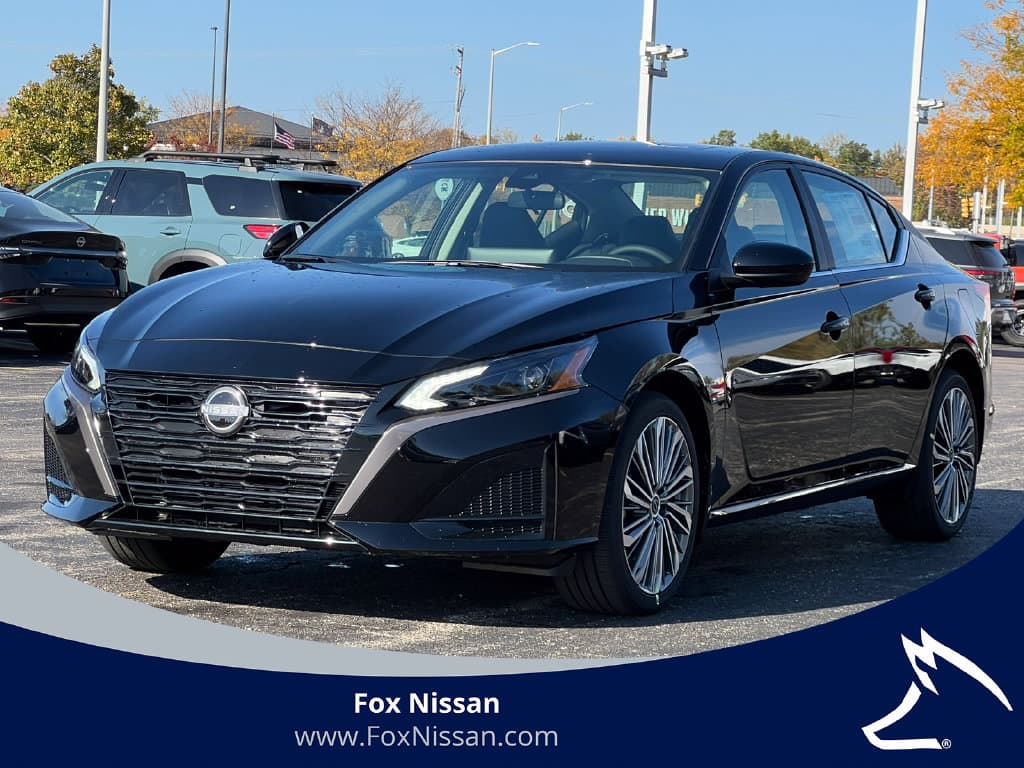 2026 Nissan Altima Base — photo 1 of 43