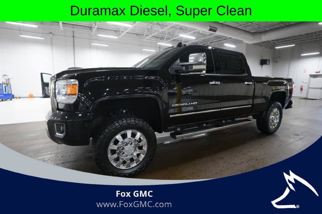 2016 GMC Sierra 2500HD Denali — photo 1 of 34