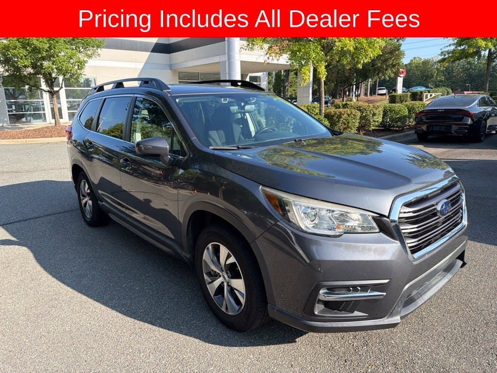 2019 Subaru Ascent Premium — photo 1 of 12