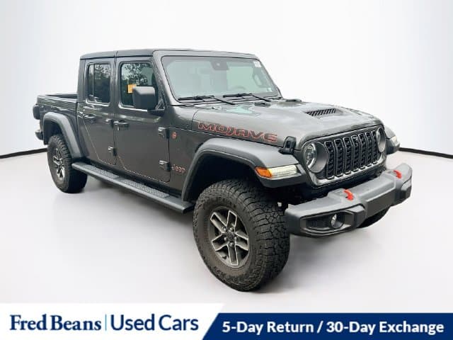 2024 Jeep Gladiator Mojave — photo 1 of 27