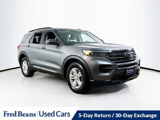 2022 Ford Explorer XLT — photo 1 of 34