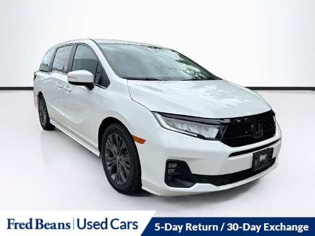 2025 Honda Odyssey Touring — photo 1 of 24
