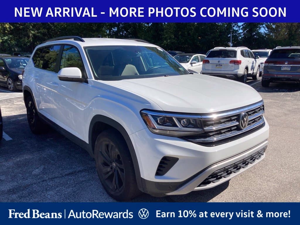 2023 Volkswagen Atlas 2.0T SE w/Technology — photo 1 of 14