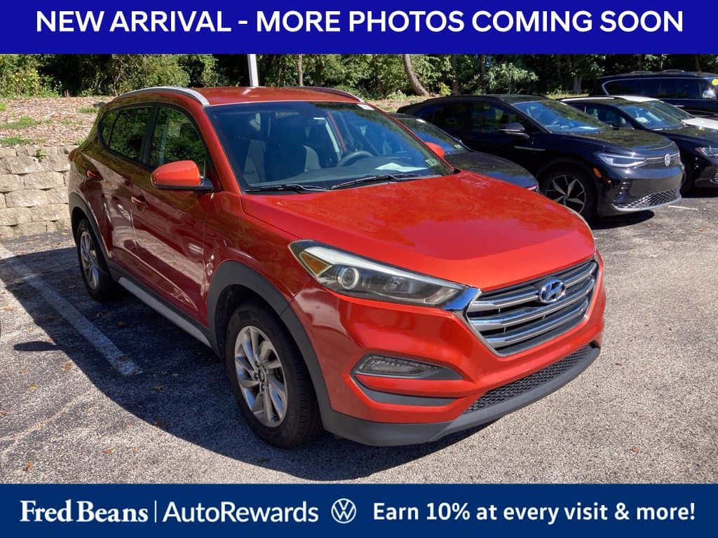 2017 Hyundai Tucson SE — photo 1 of 13