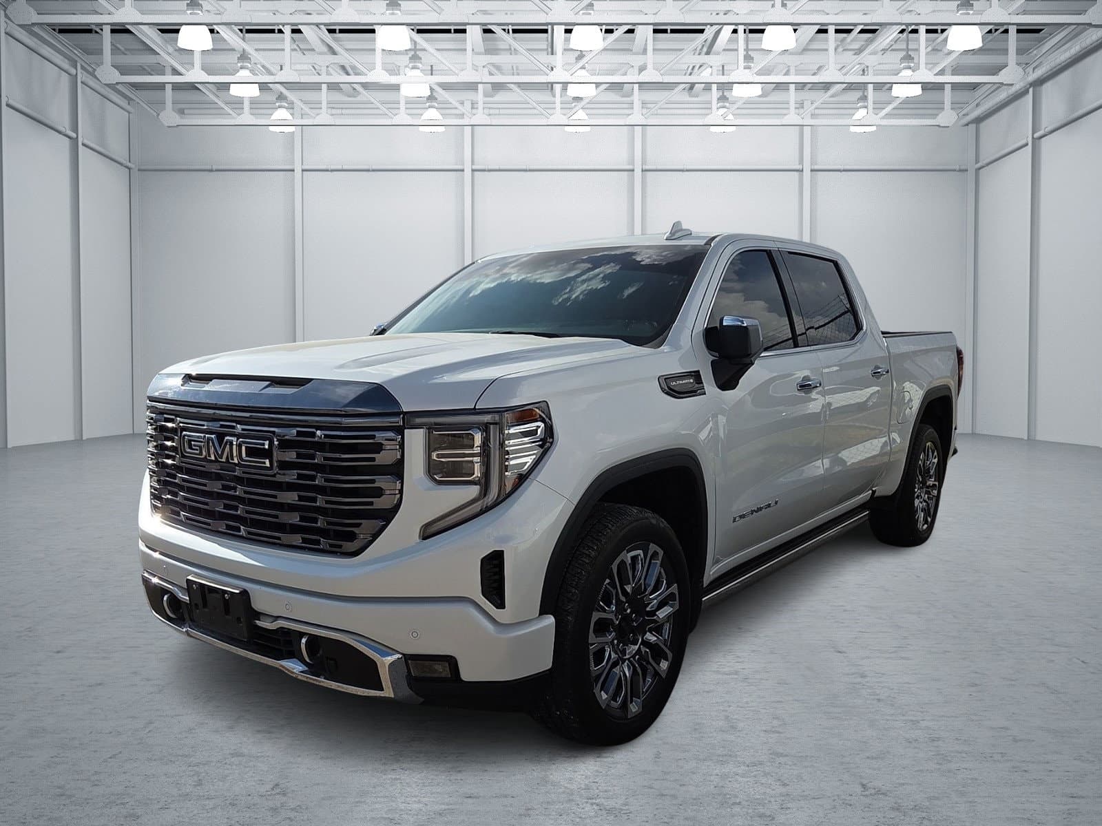 2024 GMC Sierra 1500 Denali Ultimate — photo 1 of 3