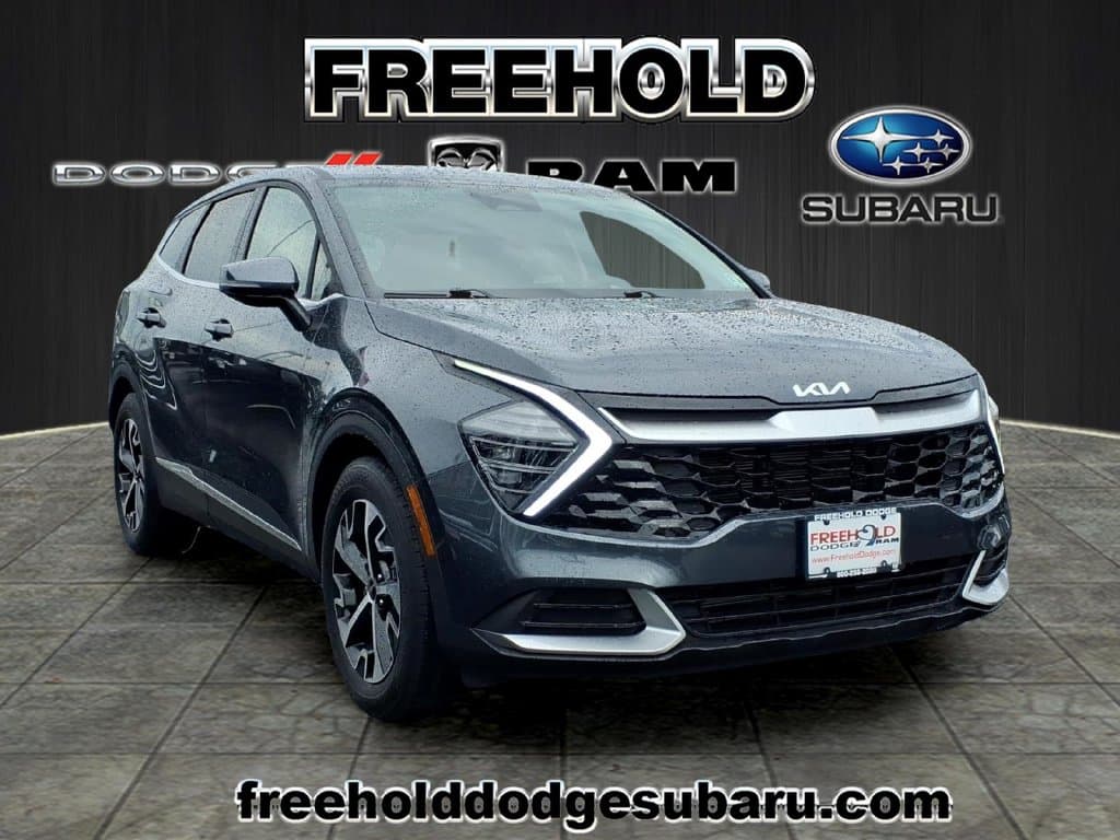 2025 Kia Sportage EX — photo 1 of 19