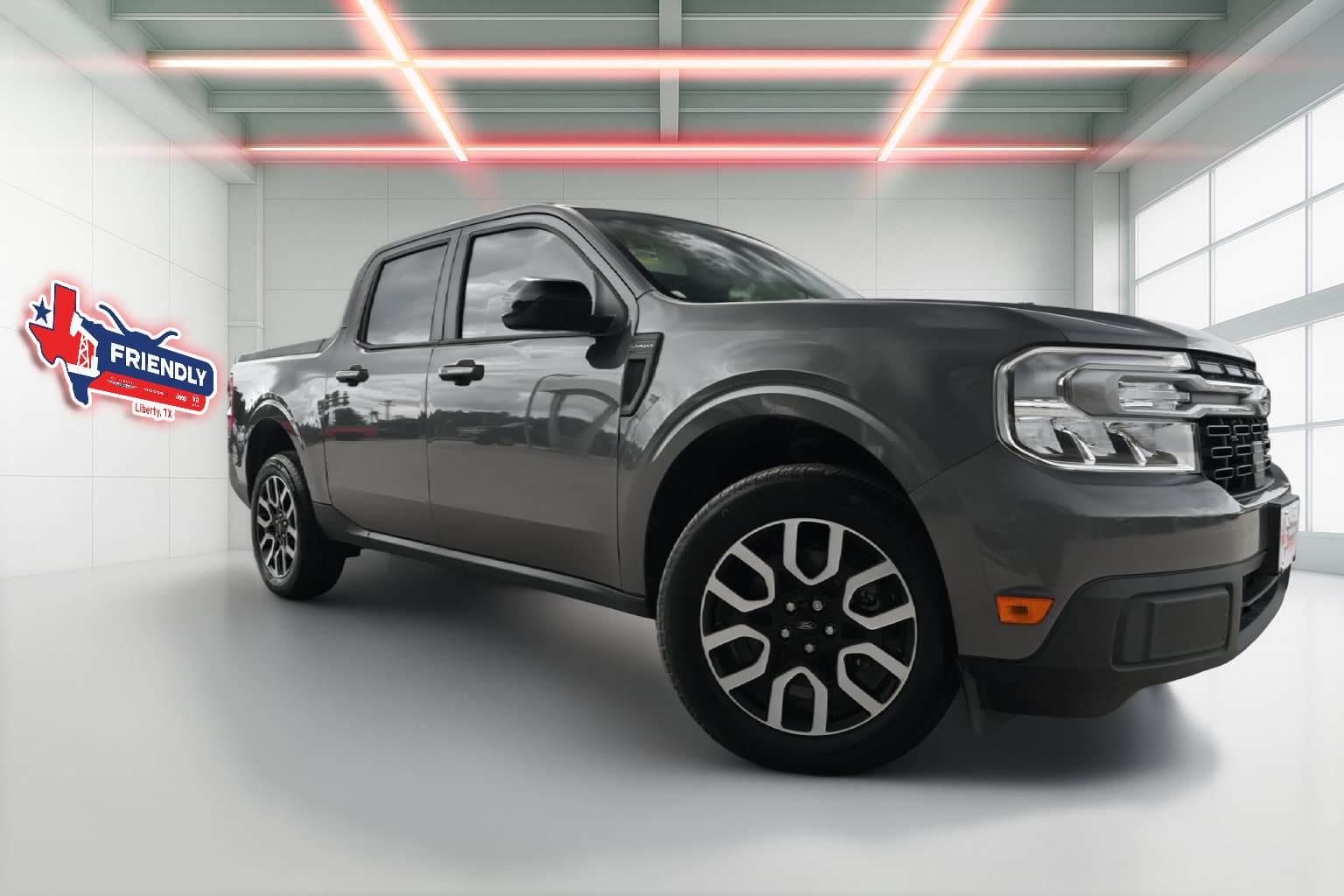 2024 Ford Maverick LARIAT — photo 1 of 30