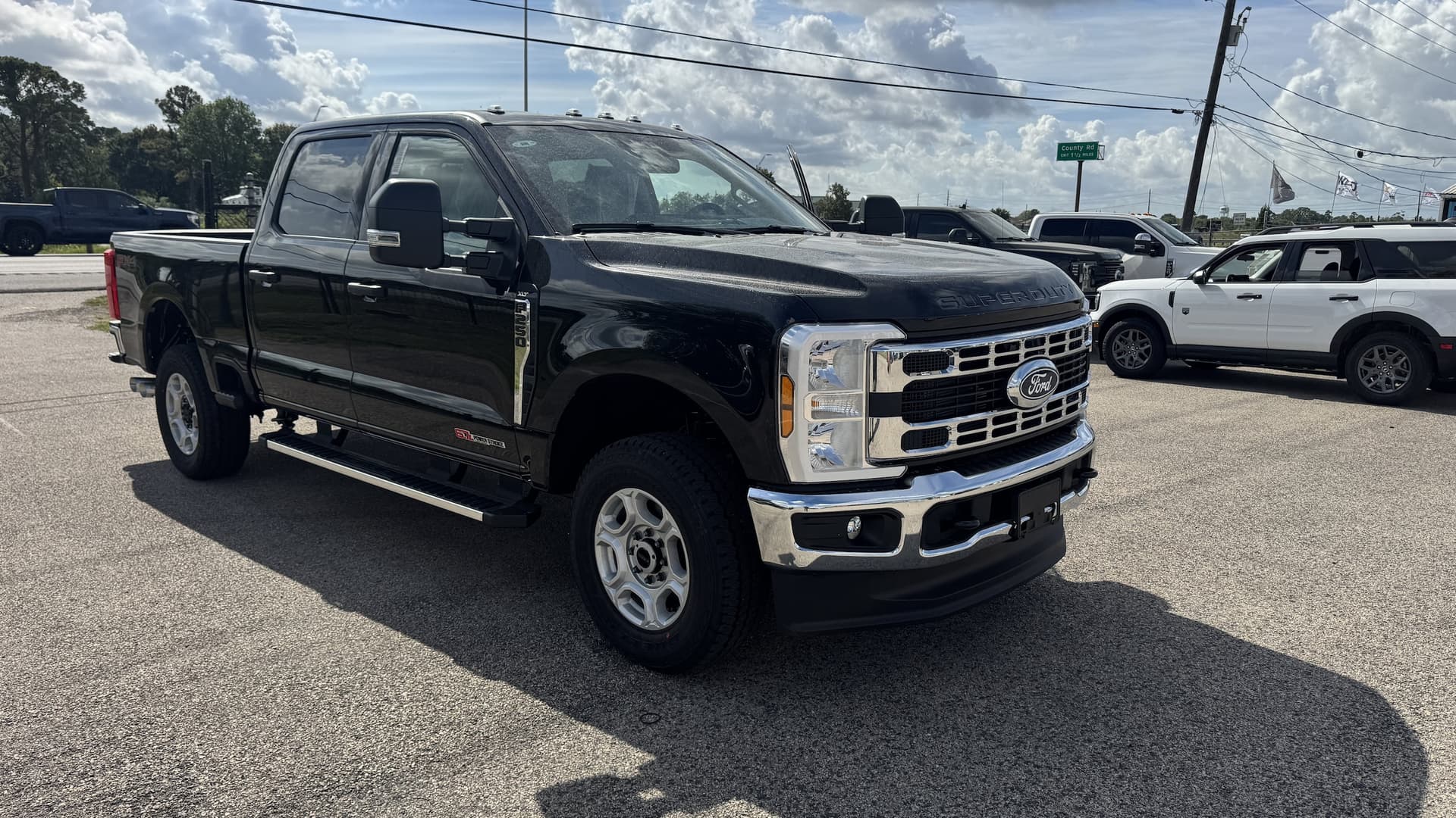 2027 Ford Super Duty F-250 SRW Base — photo 1 of 20