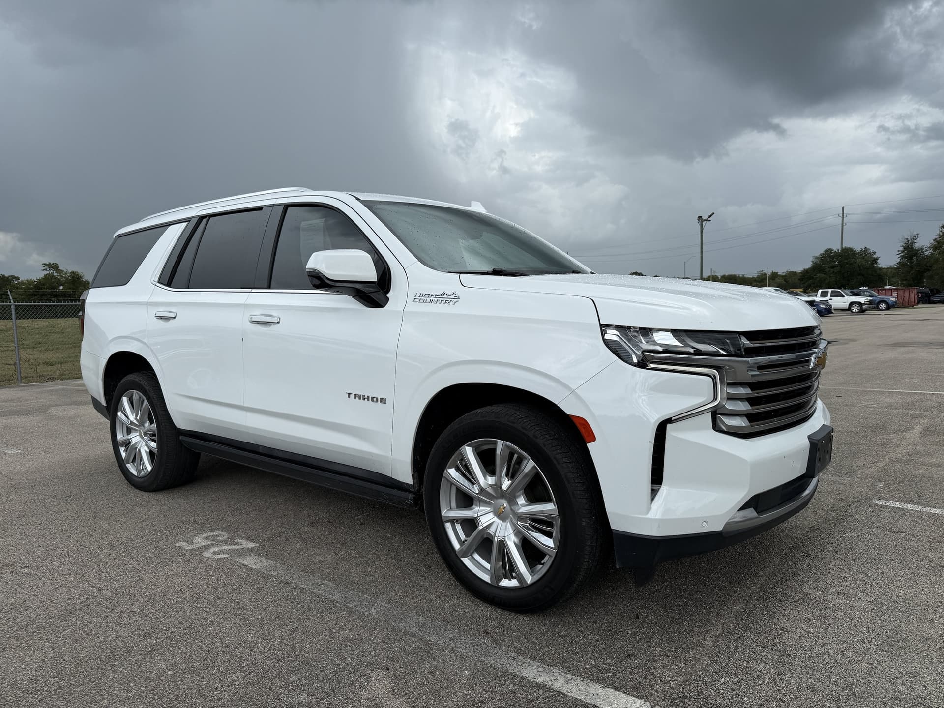 2021 Chevrolet Tahoe High Country — photo 1 of 5