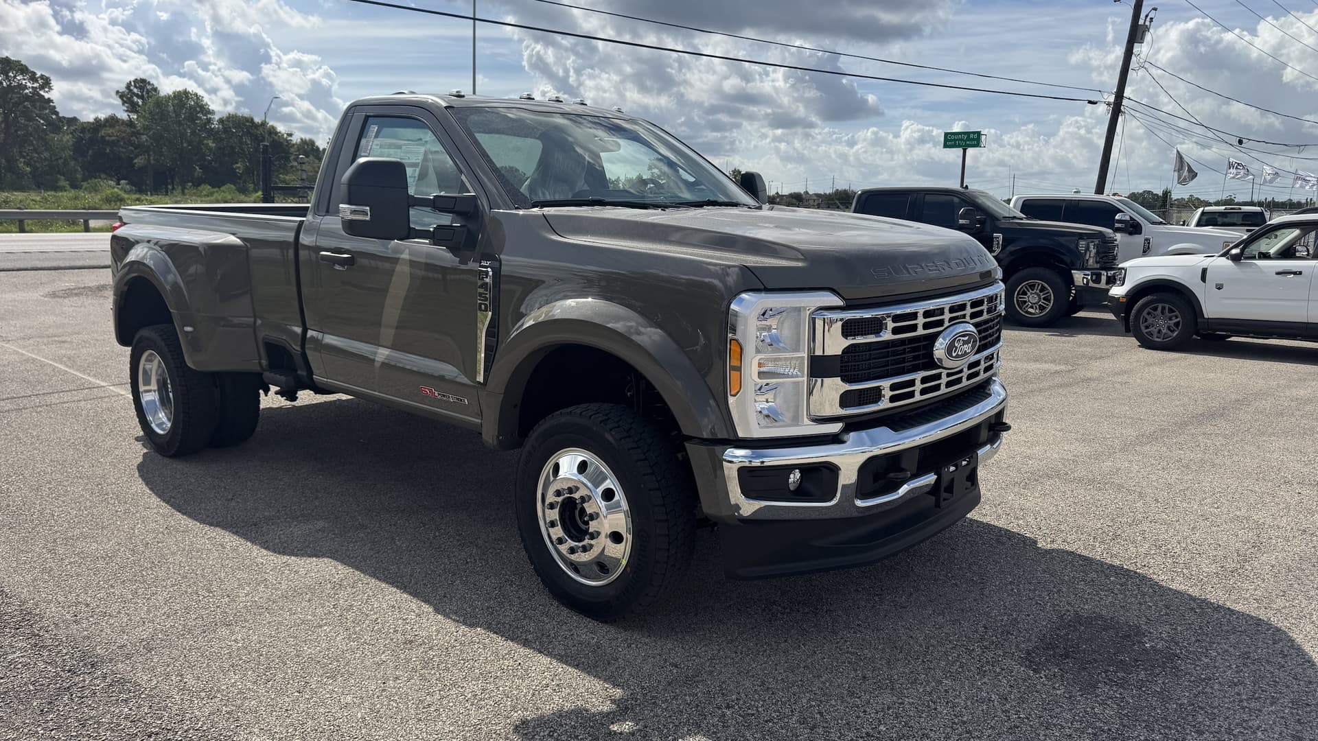 2027 Ford Super Duty F-450 DRW Base — photo 1 of 5