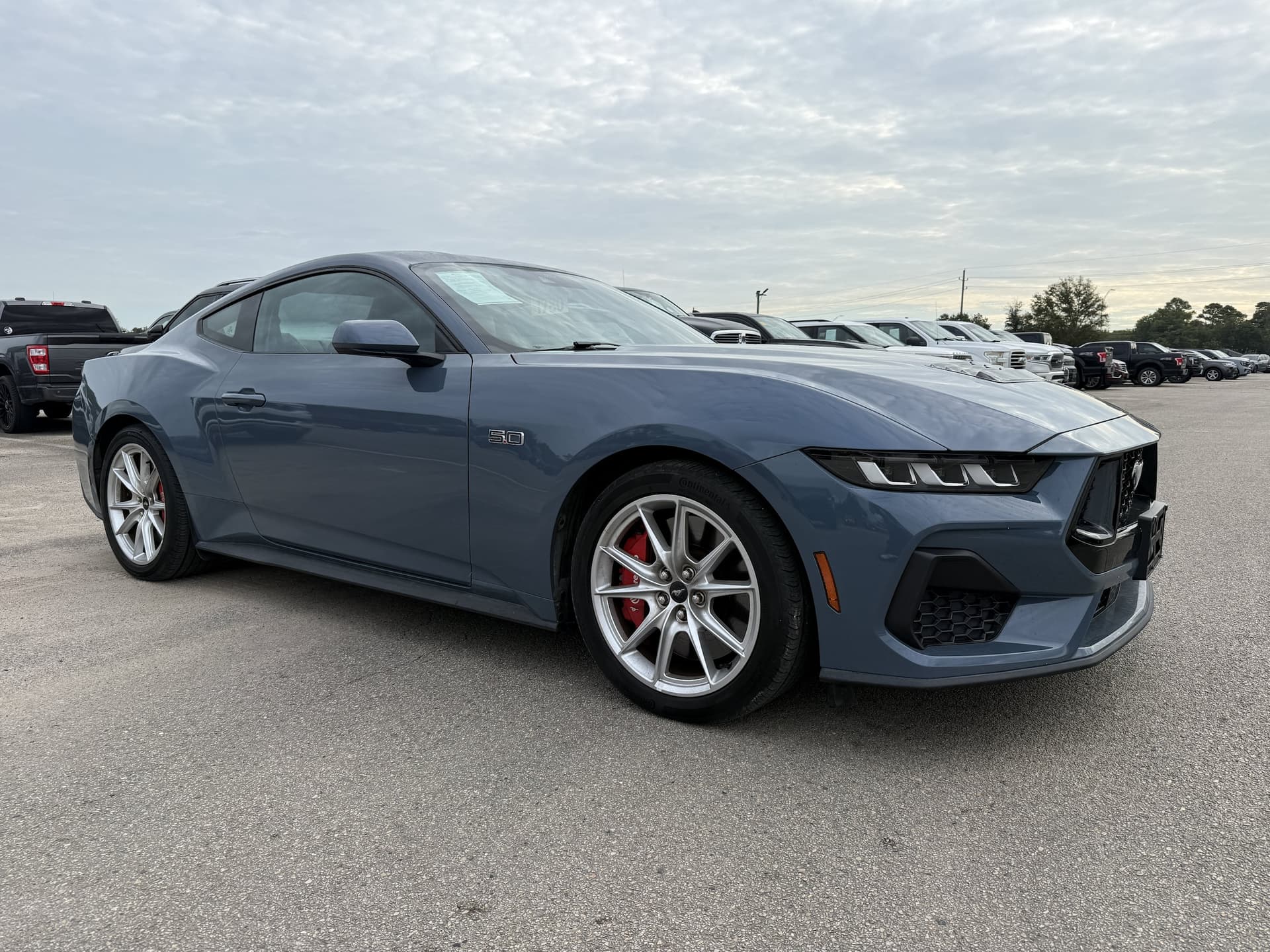 2024 Ford Mustang Base — photo 1 of 5