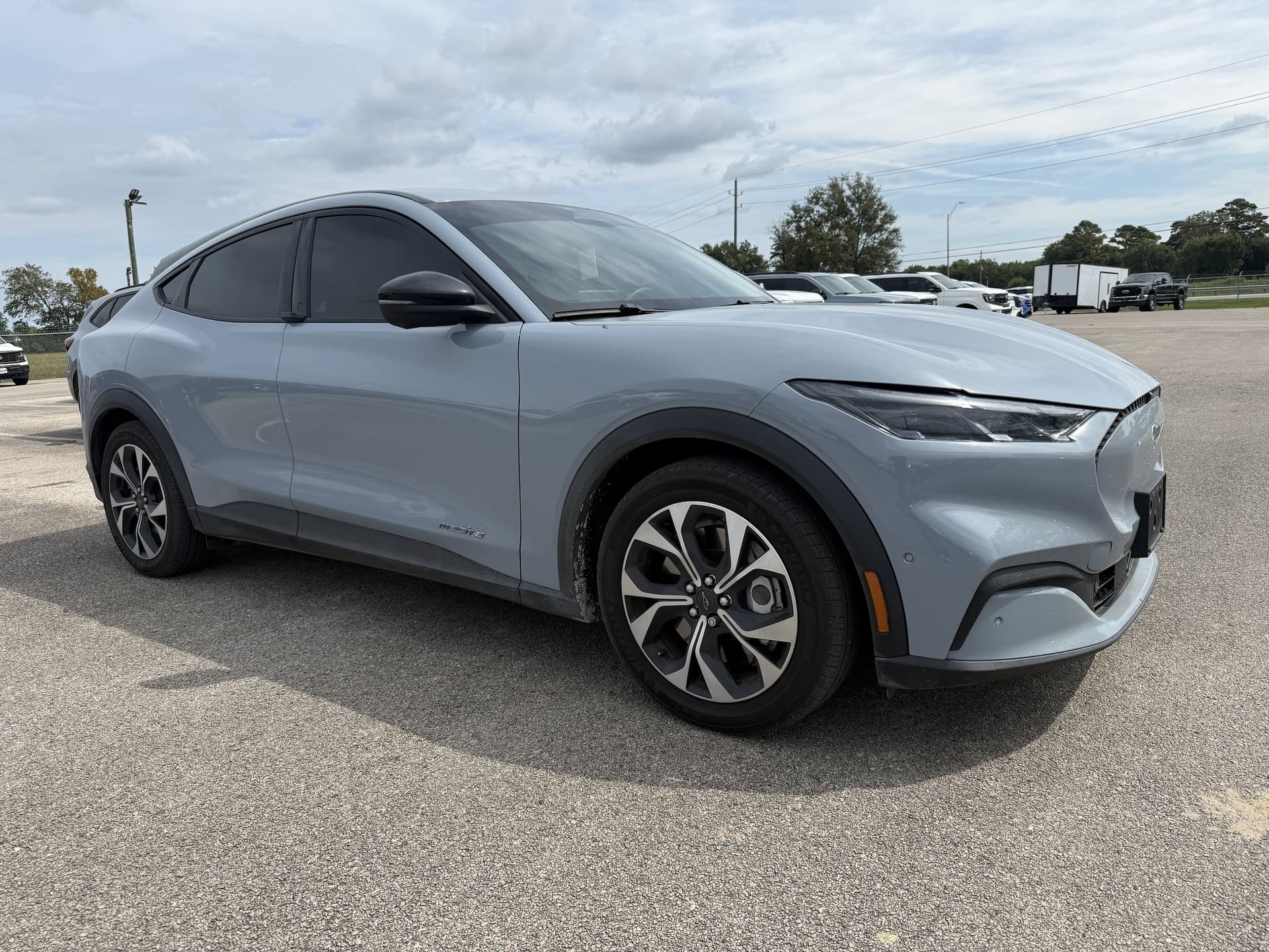 2024 Ford Mustang Mach-E Select — photo 1 of 5