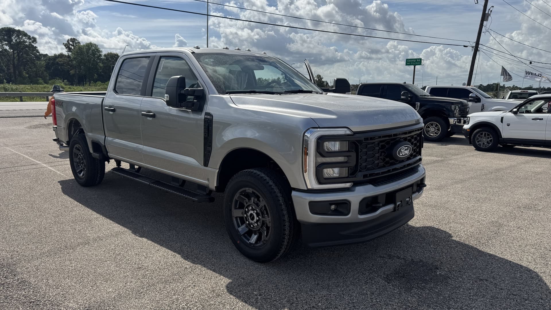 2027 Ford Super Duty F-250 SRW Base — photo 1 of 20