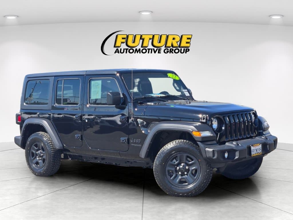 2022 Jeep Wrangler Base — photo 1 of 20
