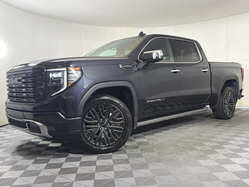 2022 GMC Sierra 1500 Denali Ultimate — photo 1 of 17