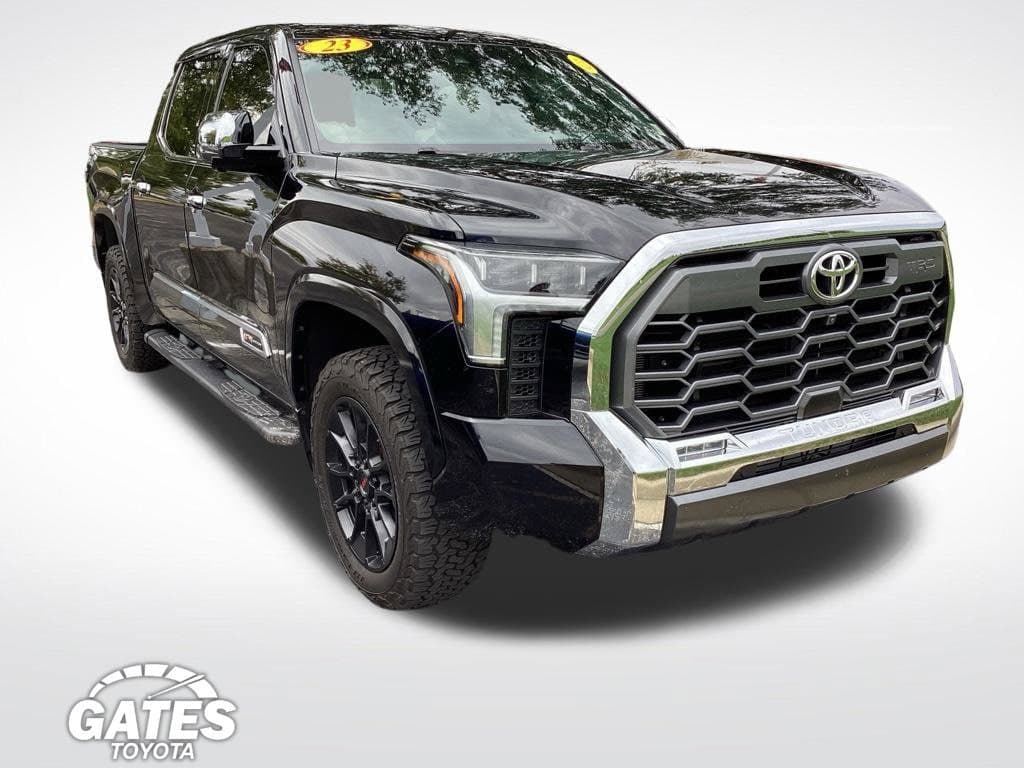 2023 Toyota Tundra 4WD Base — photo 1 of 32