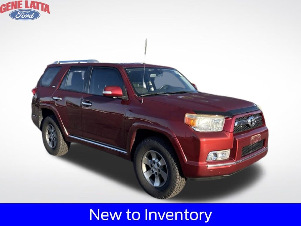 2011 Toyota 4Runner SR5 — photo 1 of 5
