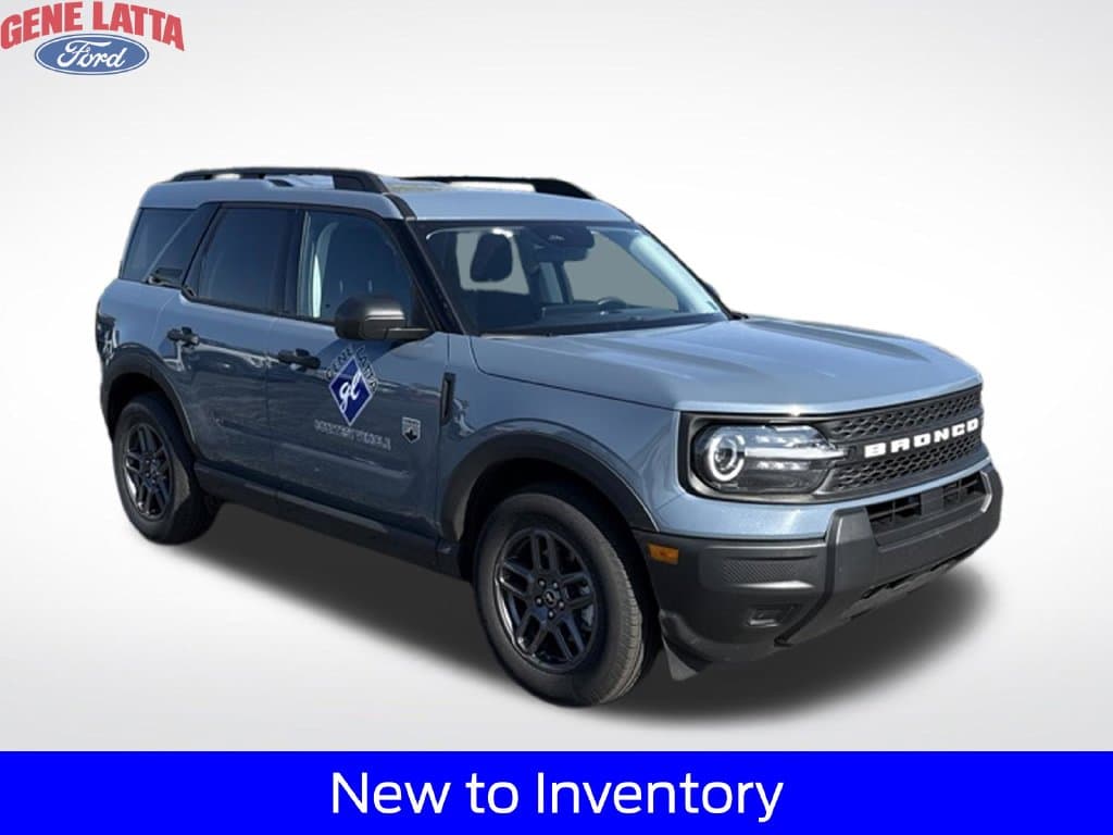 2023 Ford Bronco Sport Outer Banks — photo 1 of 4